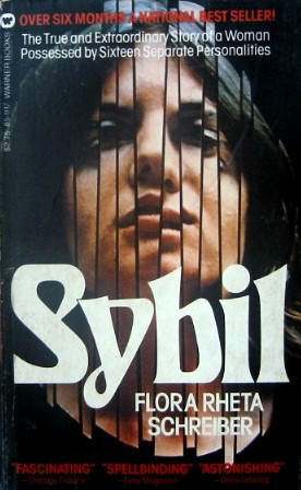 Portada de SYBIL: Historia verídica de una mujer poseída por 16 personalidades