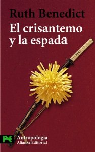 EL CRISANTEMO Y LA ESPADA