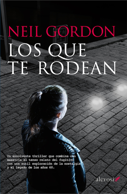 Portada de LOS QUE TE RODEAN (PACTO DE SILENCIO)