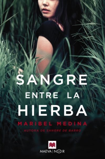 Portada de SANGRE ENTRE LA HIERBA