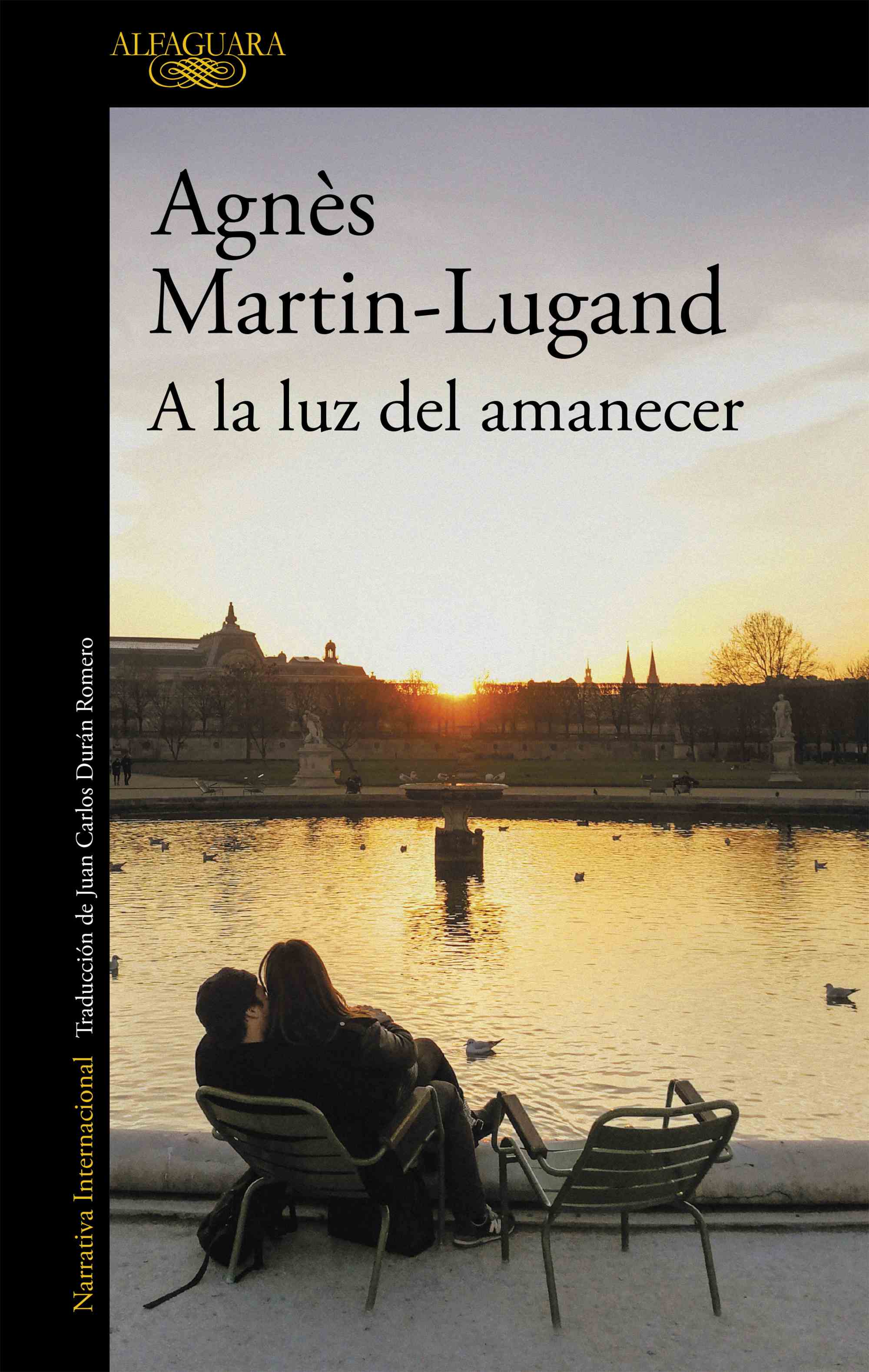 Portada del libro A LA LUZ DEL AMANECER