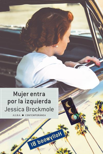 Portada del libro MUJER ENTRA POR LA IZQUIERDA