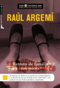 Portada del libro RETRATO DE FAMILIA CON MUERTA